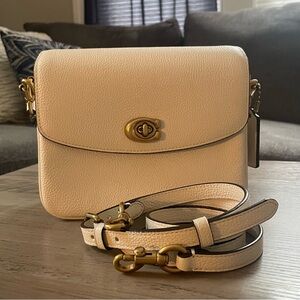 Coach Cassie 19 crossbody bag in chalk PRICE FIRM